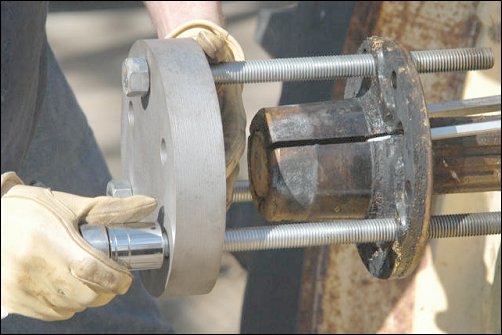 Puller and Photo by Hill Roberts