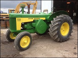 John Deere Model 830