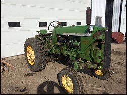 John Deere 1010