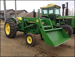 John Deere Model 2020