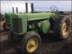 John Deere R