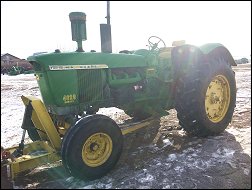 John Deere 4020