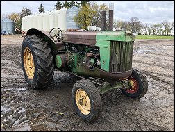 John Deere Low Seat 60 