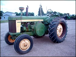 John Deere Model 80