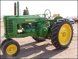 John Deere Model G