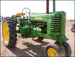 John Deere Model G