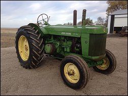 John Deere Model R