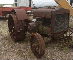 Unstyled John Deere Model D